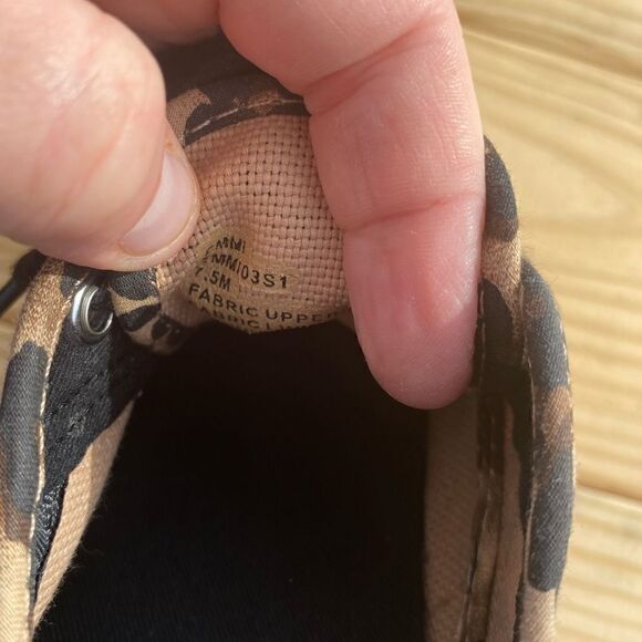 Steve Madden Chetah print platform sneakers - Picture 7 of 7